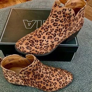 COPY - Leopard Booties Size 7